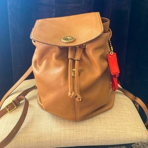 COACH BACKPACK - medium size